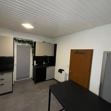 Апартаменты Zentrales 3-schlafzimmer-apartment In Wuerzburg-hdf *