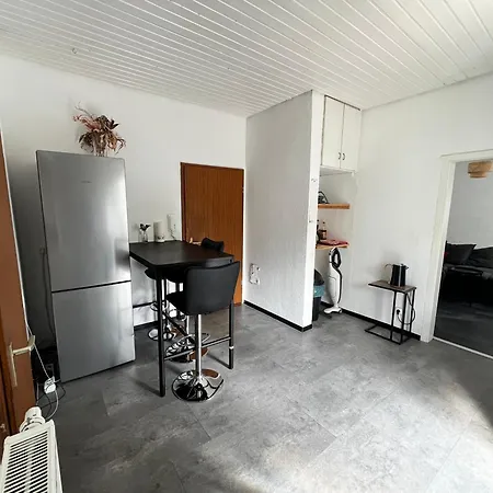 Zentrales 3-schlafzimmer-apartment In Würzburg-hdf *
